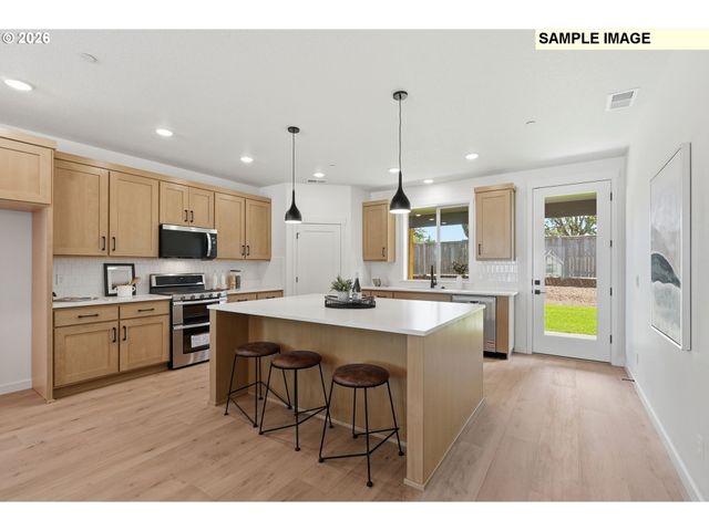 512 Ruca Ct, Forest Grove, OR 97116