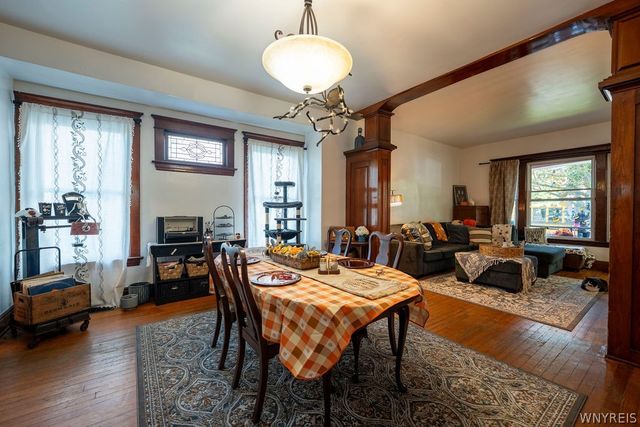 60 Burch Avenue, West Seneca, NY 14210