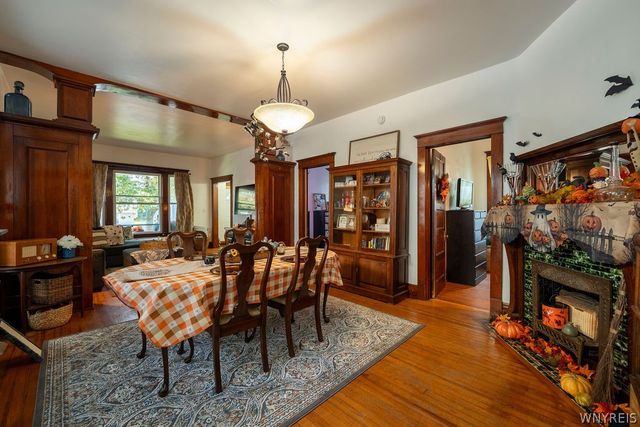 60 Burch Avenue, West Seneca, NY 14210