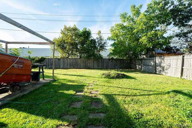 60 Burch Avenue, West Seneca, NY 14210