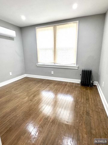 19 Sherman Place, Clifton, NJ 07011
