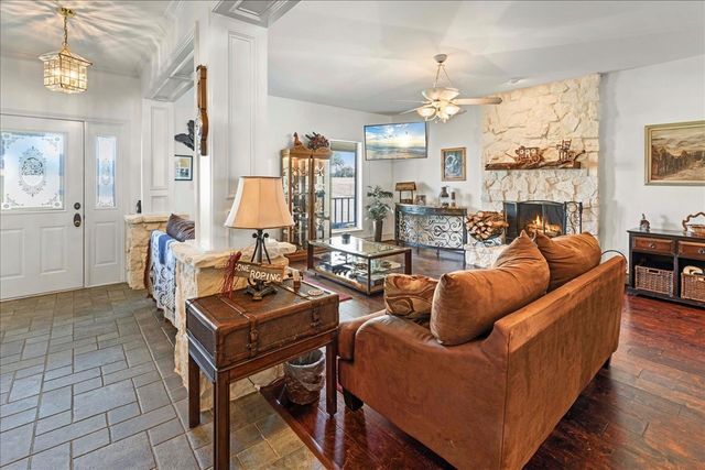 17981 FM 850, Arp, TX 75750