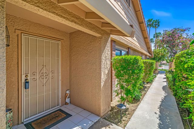 39 Maximo Way, Palm Desert, CA 92260