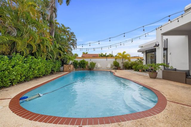 ii-2 Calle Gaviota II-2 CALLE GAVIOTA, Dorado, PR 00646