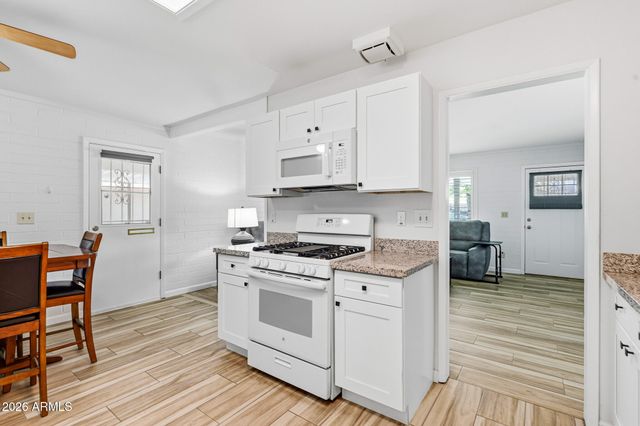 11042 W Canterbury Drive, Sun City, AZ 85351