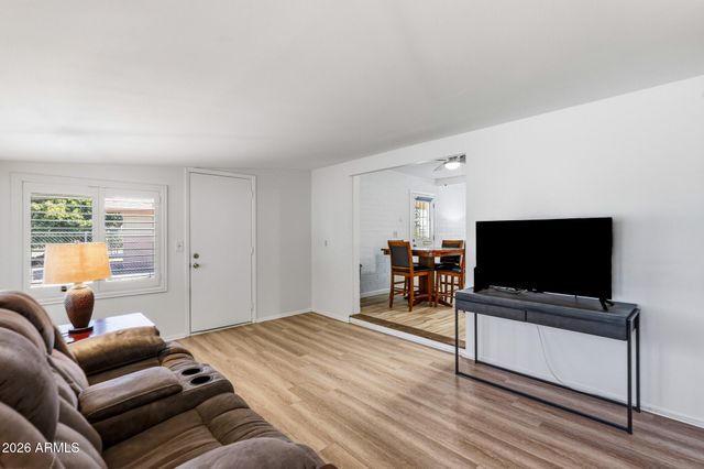 11042 W Canterbury Drive, Sun City, AZ 85351