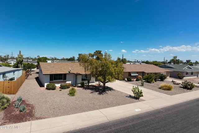 11042 W Canterbury Drive, Sun City, AZ 85351