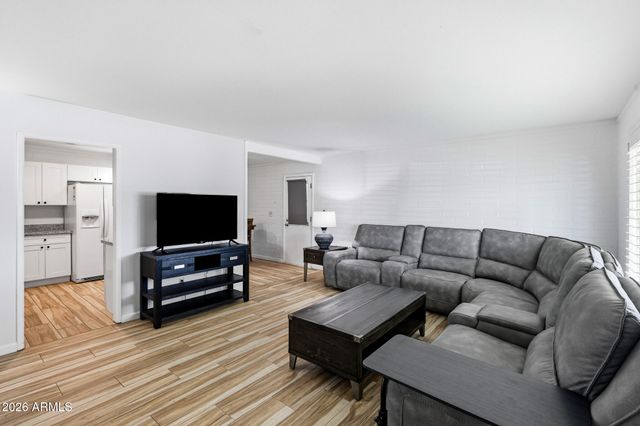 11042 W Canterbury Drive, Sun City, AZ 85351