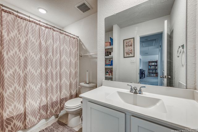 7402 Anchors Peak, San Antonio, TX 78244