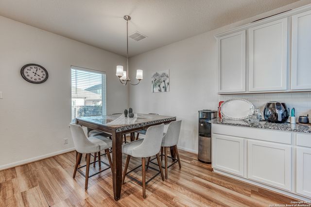 7402 Anchors Peak, San Antonio, TX 78244