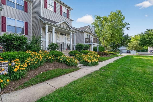 2325 Graystone Drive, Joliet, IL 60431