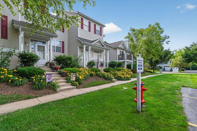2325 Graystone Drive, Joliet, IL 60431