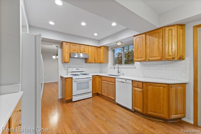 1291 Gettysburg, Rochester Hills, MI 48306