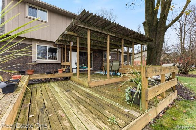 1291 Gettysburg, Rochester Hills, MI 48306