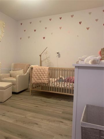 810 E 32nd St 810, Hialeah, FL 33013