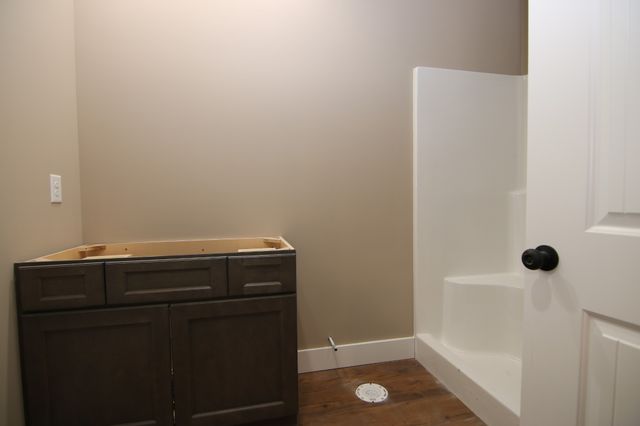 101 N Statesville Ave, Watertown, TN 37184