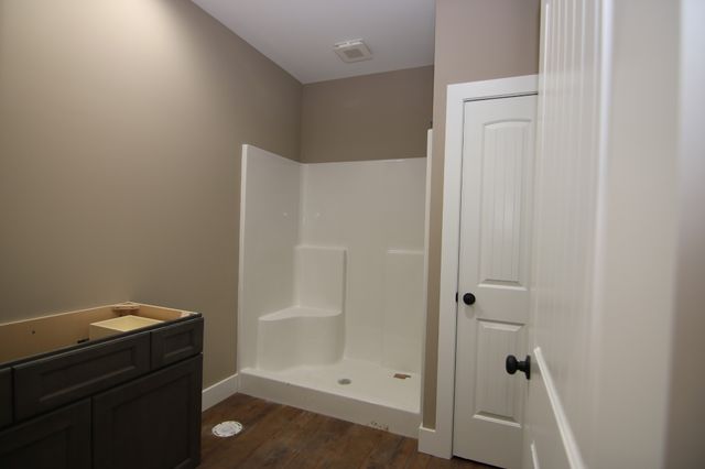 101 N Statesville Ave, Watertown, TN 37184