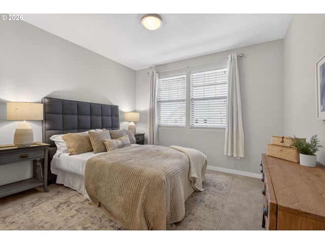 16441 Nw CHADWICK Way 303, Portland, OR 97229
