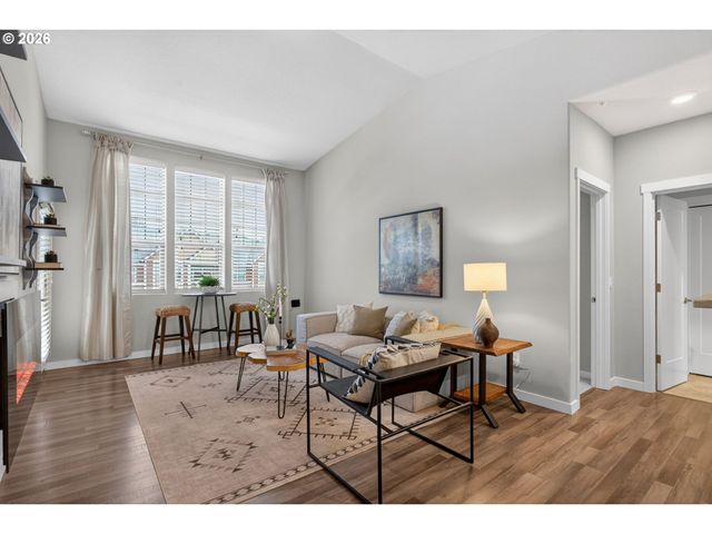 16441 Nw CHADWICK Way 303, Portland, OR 97229