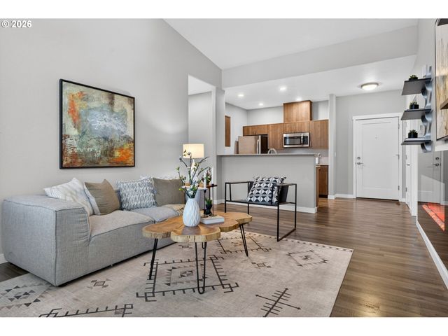 16441 Nw CHADWICK Way 303, Portland, OR 97229