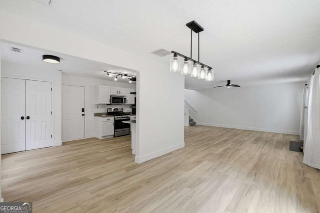 522 Carrington Court, Canton, GA 30115
