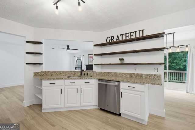 522 Carrington Court, Canton, GA 30115