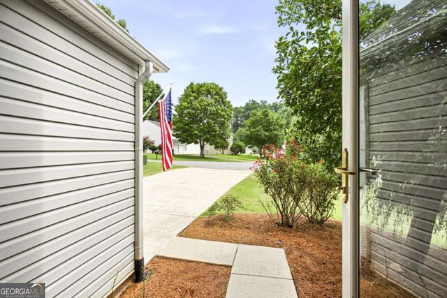 522 Carrington Court, Canton, GA 30115