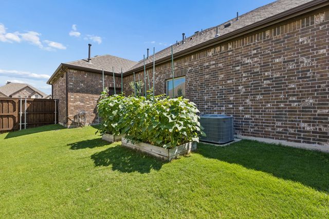 1333 Benavites Drive, Little Elm, TX 75068