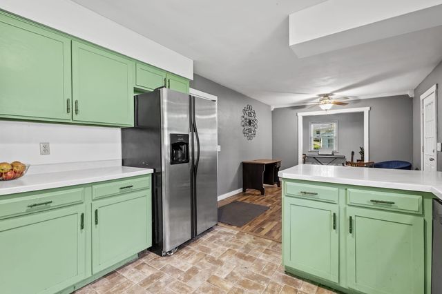 228 Weblos Trail, Valparaiso, IN 46385