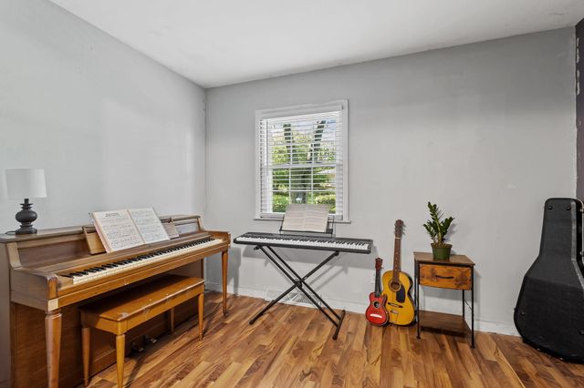228 Weblos Trail, Valparaiso, IN 46385
