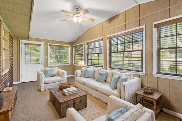 228 Weblos Trail, Valparaiso, IN 46385