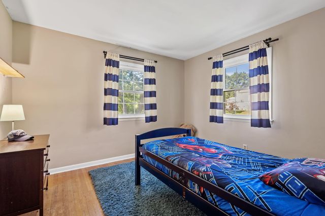 228 Weblos Trail, Valparaiso, IN 46385