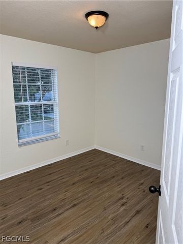 5280 Glenlivet RD, Fort Myers, FL 33907