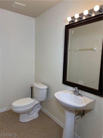 5280 Glenlivet RD, Fort Myers, FL 33907