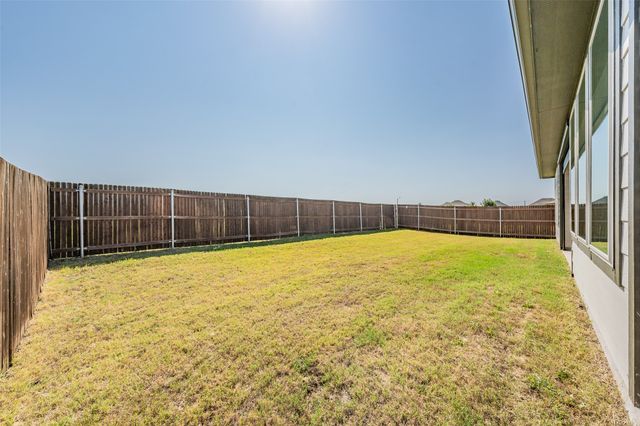 918 Hawthorn Lane, Mansfield, TX 76063