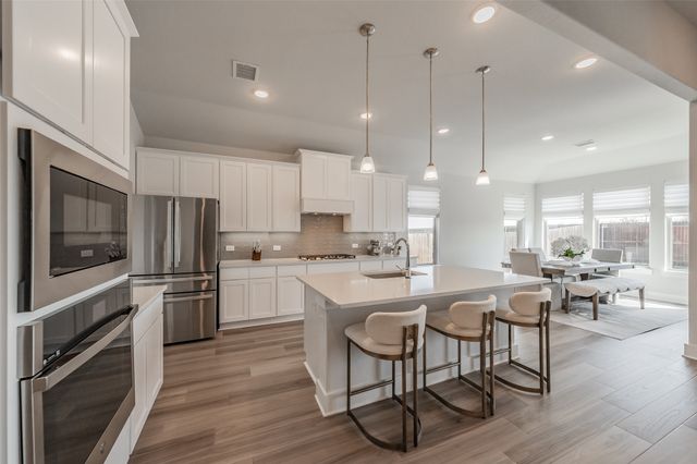 918 Hawthorn Lane, Mansfield, TX 76063