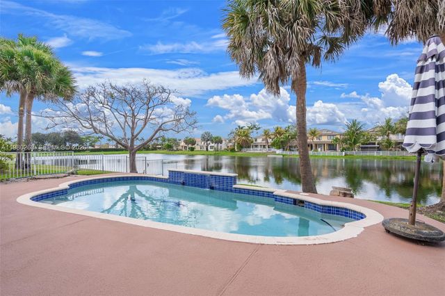 4628 SW 129th Ave, Miramar, FL 33027