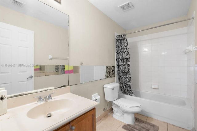 4628 SW 129th Ave, Miramar, FL 33027