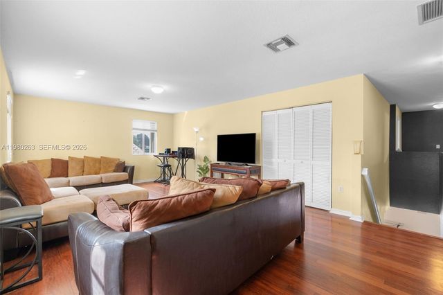 4628 SW 129th Ave, Miramar, FL 33027