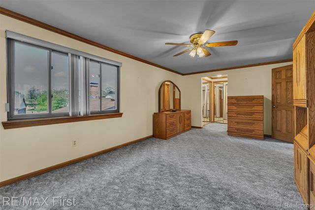 39083 Eastridge Drive, Clinton Charter Township, MI 48038
