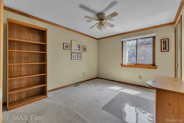 39083 Eastridge Drive, Clinton Charter Township, MI 48038