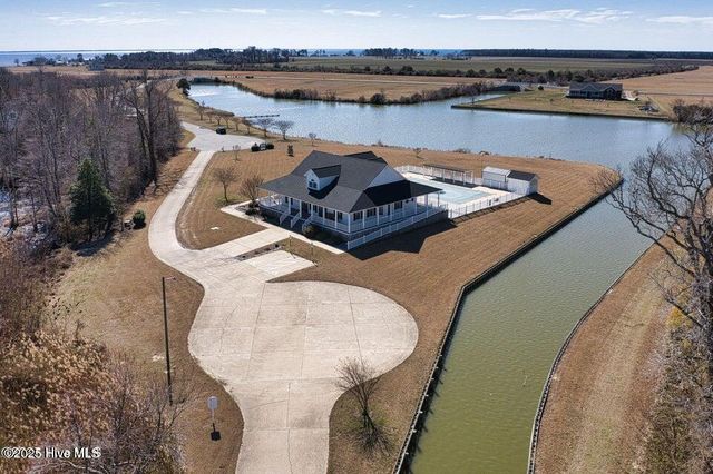 102 Sandpiper Drive, Hertford, NC 27944
