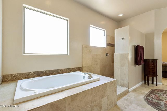 1228 E LUPINE Avenue, Phoenix, AZ 85020