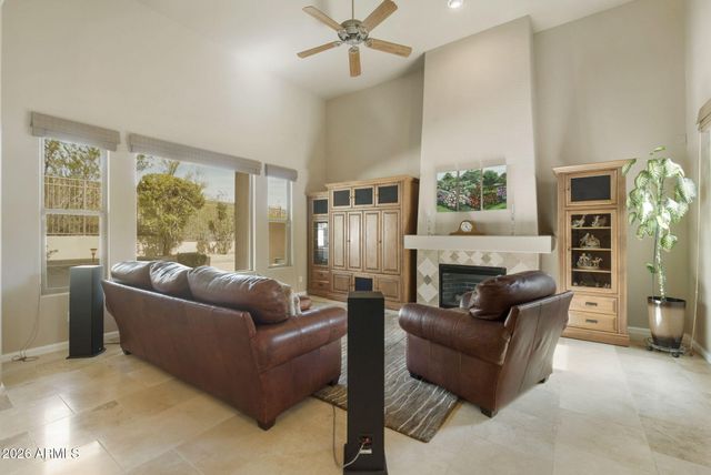 1228 E LUPINE Avenue, Phoenix, AZ 85020