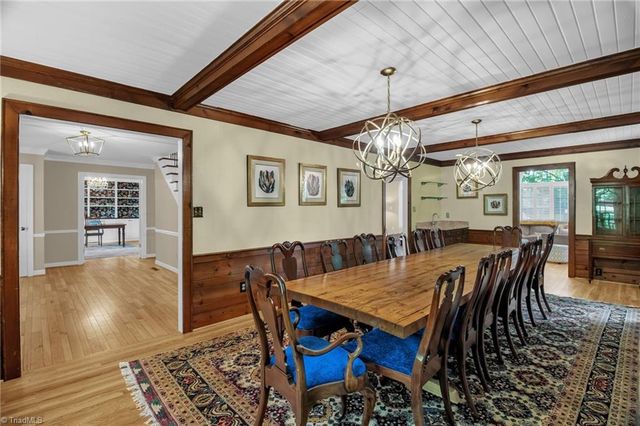 957 Bryansplace Road, Winston-salem, NC 27104