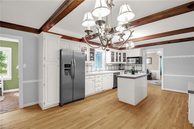 957 Bryansplace Road, Winston-salem, NC 27104