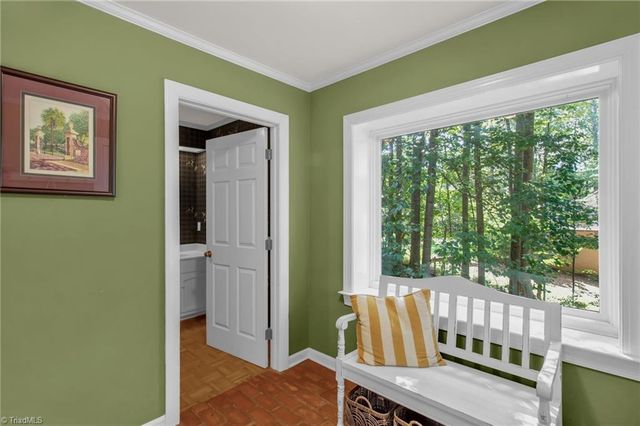 957 Bryansplace Road, Winston-salem, NC 27104