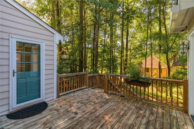 957 Bryansplace Road, Winston-salem, NC 27104