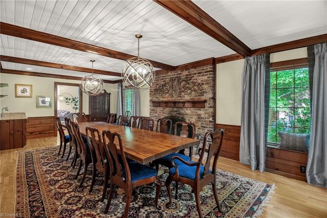 957 Bryansplace Road, Winston-salem, NC 27104