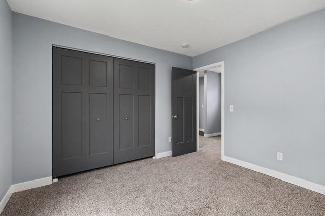 1205 Summit Avenue, Kalamazoo City, MI 49006